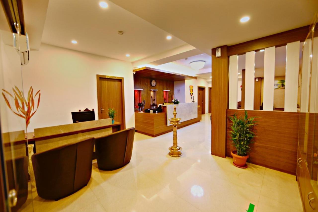 Hotel Nithya Kottayam Bagian luar foto